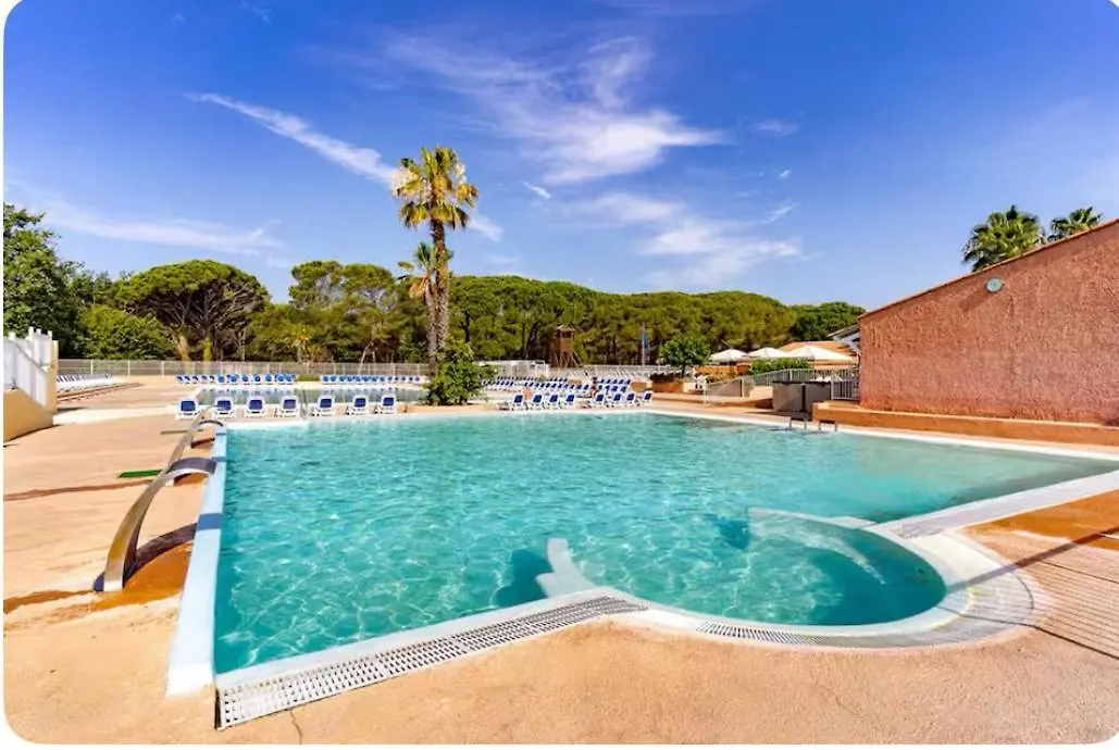 Location Camping Montana Parc 5 Etoiles Puget-sur Argens Campsite